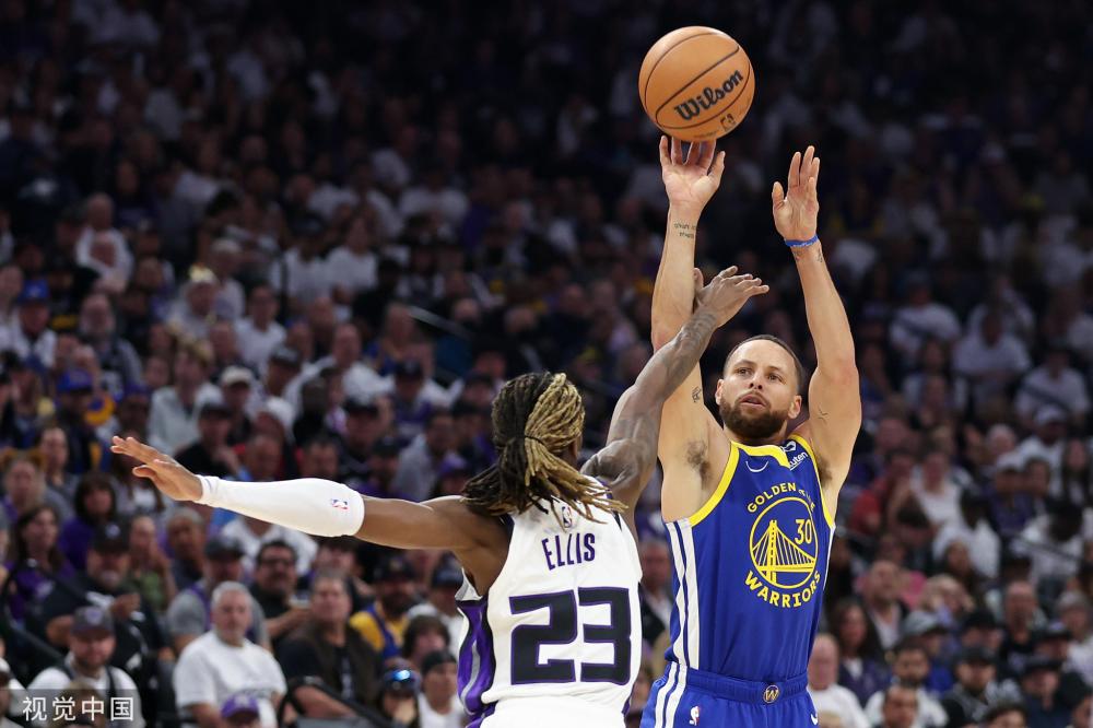 有人说他 有人说他