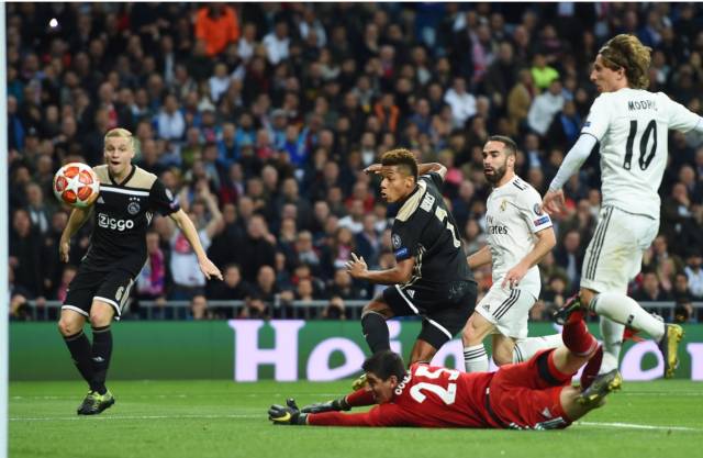 格的生死战 格的生死战