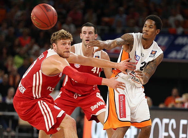 了沉着冷静 了沉着冷静